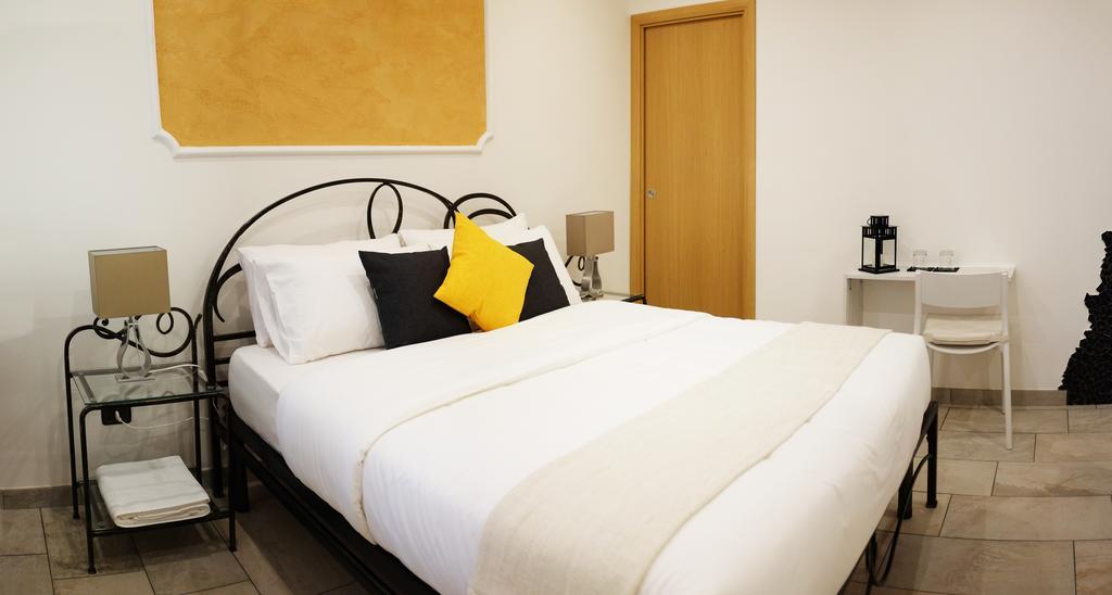 רומא Mirabilia Guest House מראה חיצוני תמונה